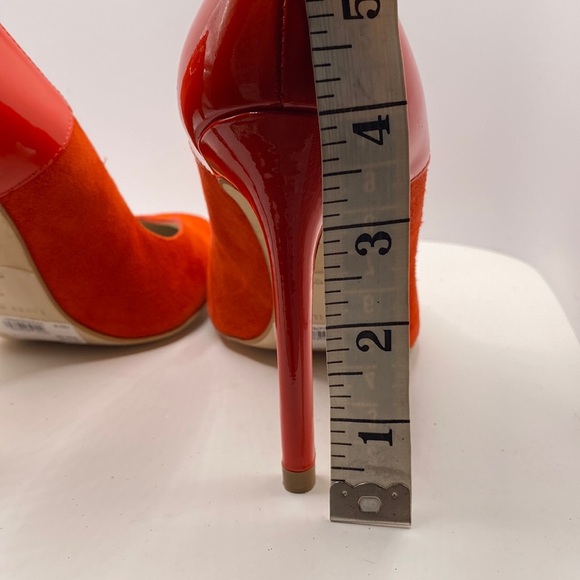 Karen Millen Orange Suede Heels - Picture 11 of 11